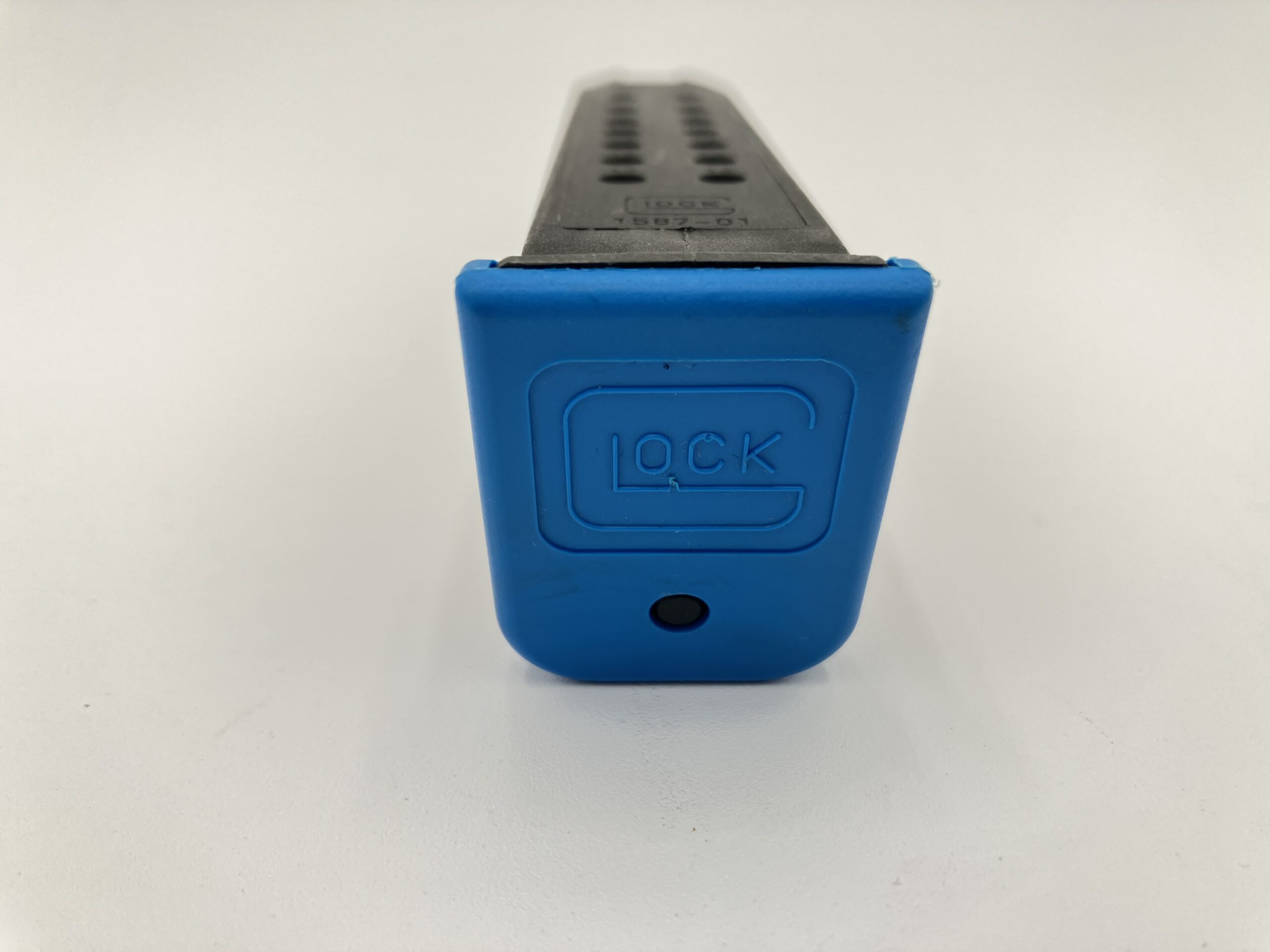 GLOCK G17 9MM 17rd Magazine, Blue Baseplate - Image 4