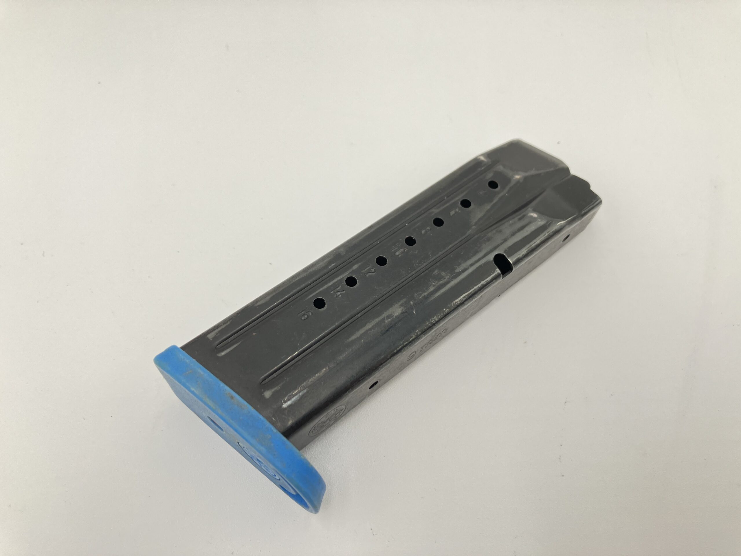 Smith & Wesson 9MM M&P 17rd Magazine, Blue Baseplate - Image 2