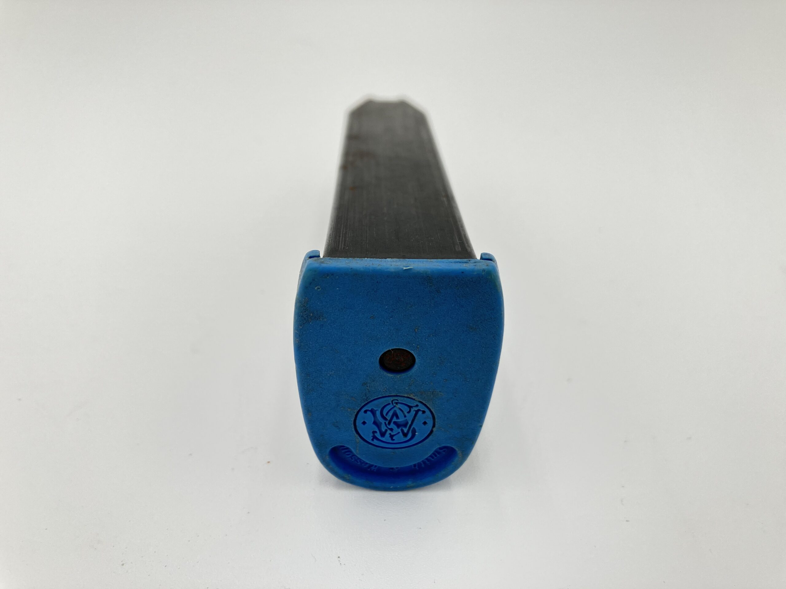 Smith & Wesson 9MM M&P 17rd Magazine, Blue Baseplate - Image 4