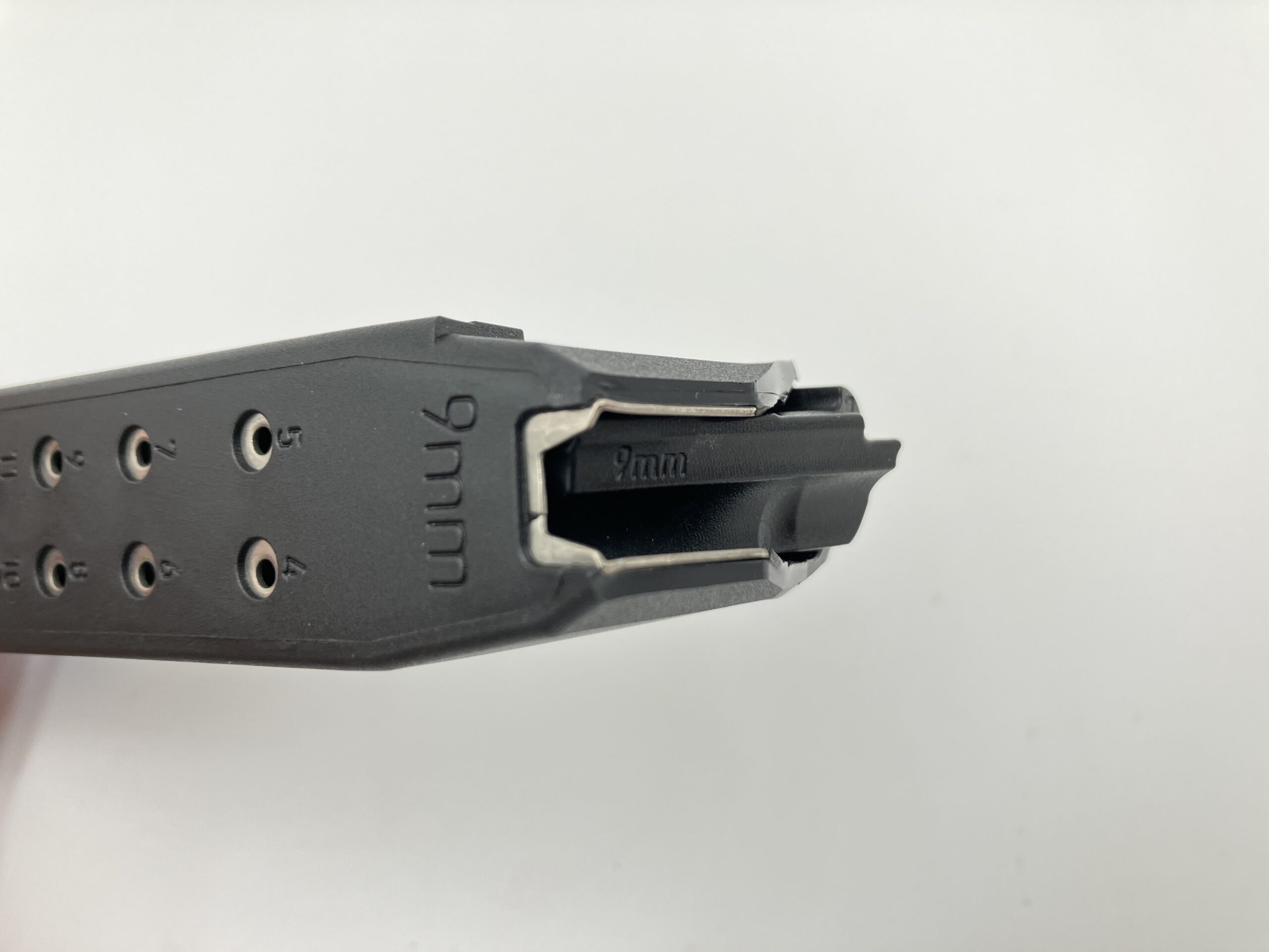 GLOCK G19 9MM 15rd Magazine, Blue Baseplate - Image 3