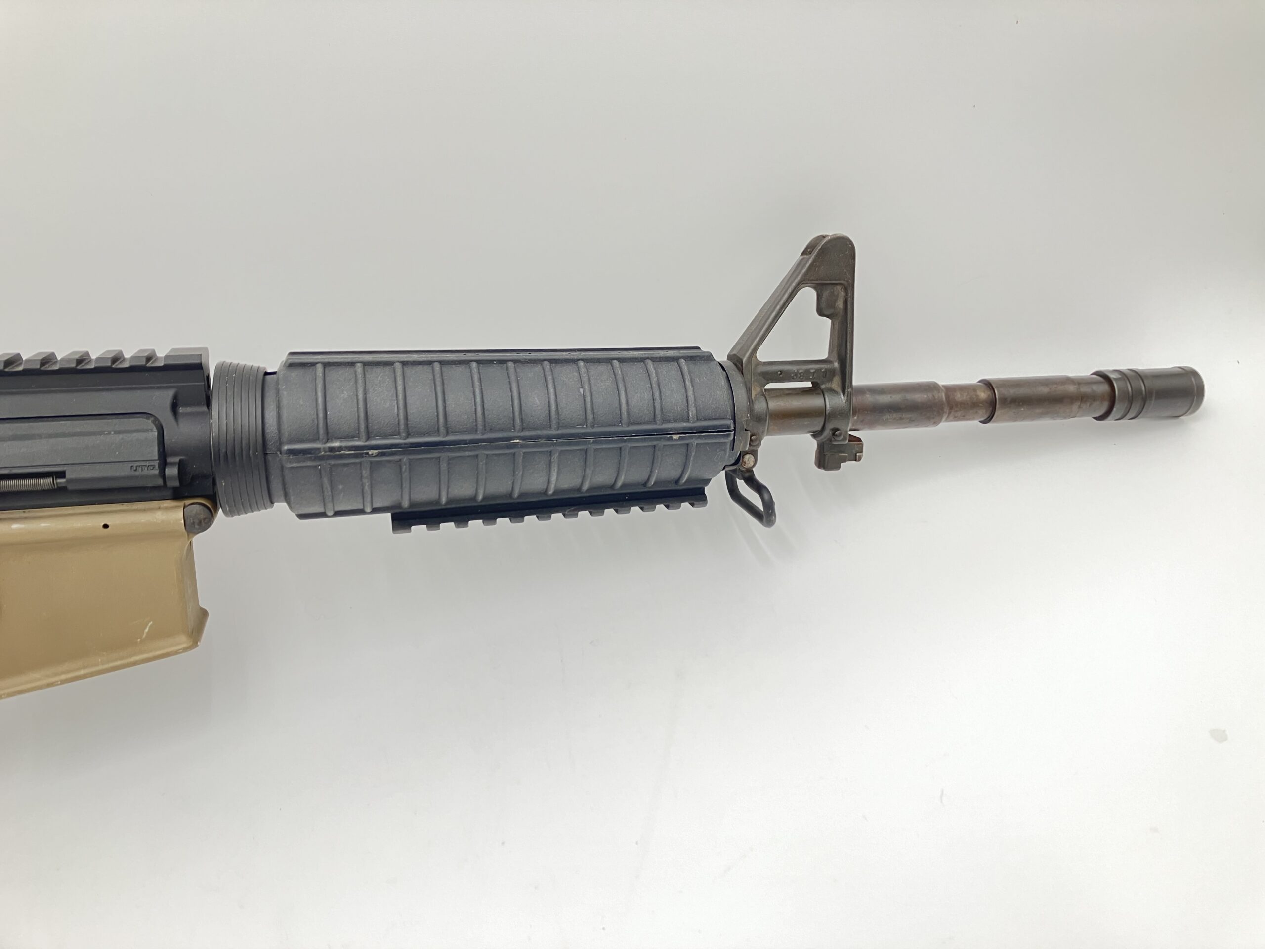 Simunition Converted 9MM Spike's Tactical MOD ST15 Rifle, 16" Barrel, FDE/Black - Image 6